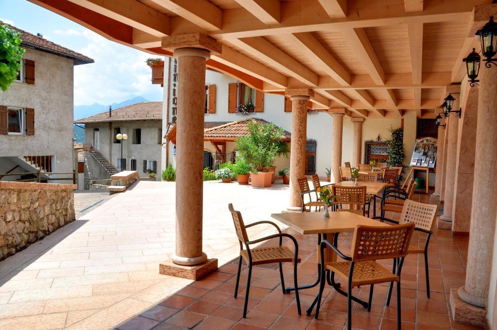 Hotel Opinione Dimora Storica San Lorenzo Dorsino Exterior photo